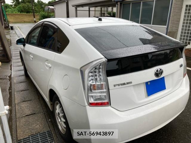 Toyota PRIUS 2009-09 8628483-3