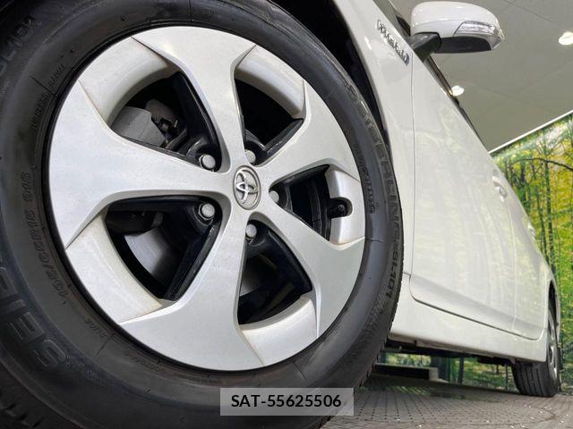 Toyota PRIUS 2012-03 8628433-12