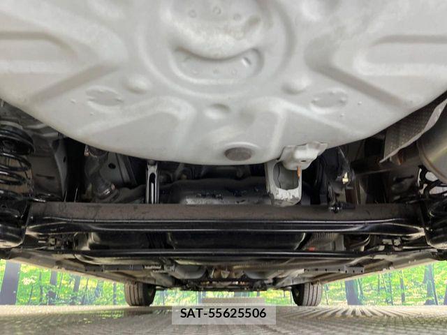 Toyota PRIUS 2012-03 8628433-18