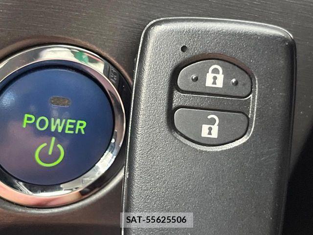 Toyota PRIUS 2012-03 8628433-4