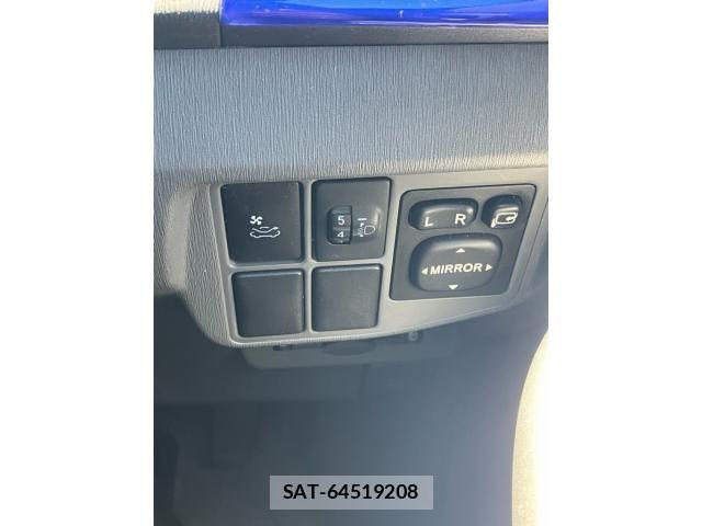 Toyota PRIUS 2009-09 8628487-21