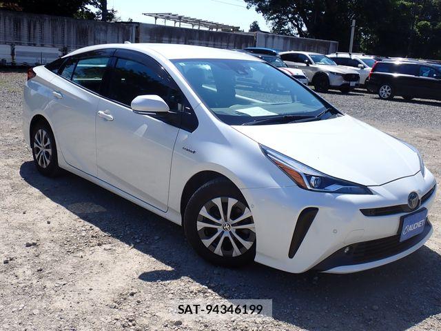 Toyota PRIUS 2019-08 8628382-0