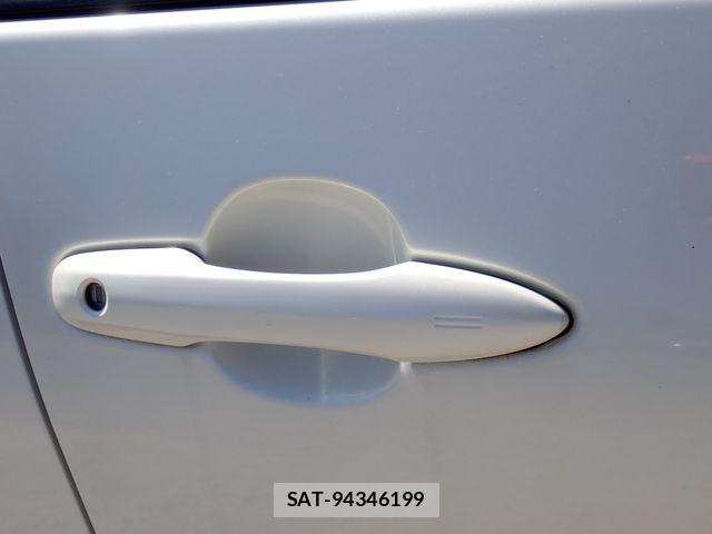Toyota PRIUS 2019-08 8628382-10