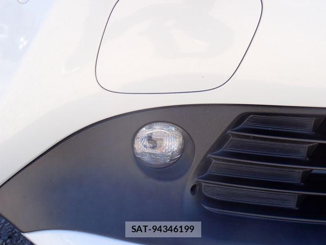 Toyota PRIUS 2019-08 8628382-8