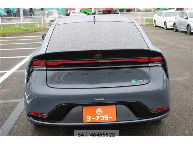 Toyota PRIUS 2024-12 8628399-10