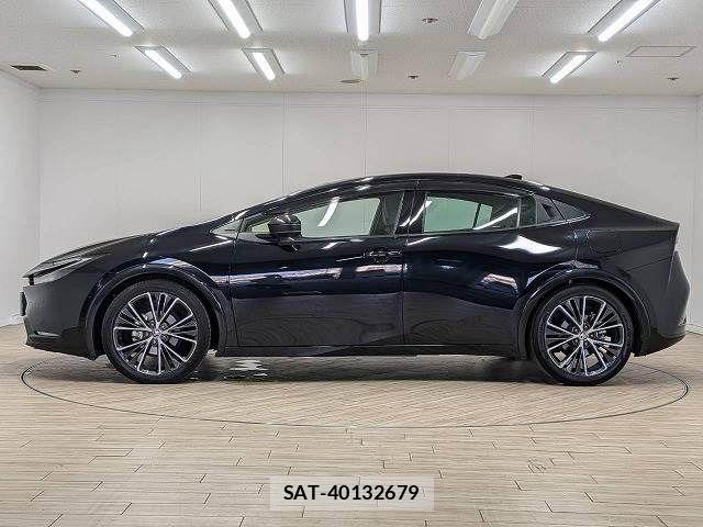 Toyota PRIUS 2023-10 8628395-16