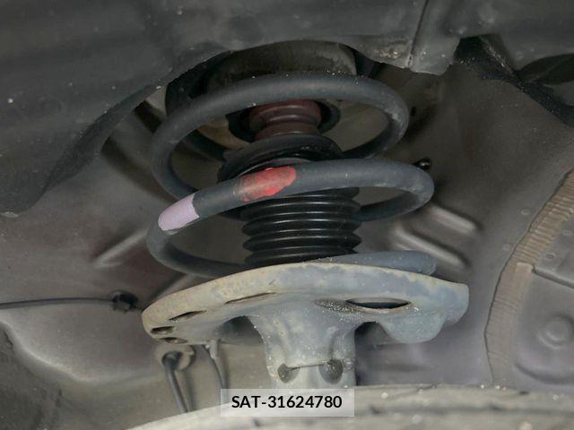 Toyota PRIUS 2012-09 8628451-19
