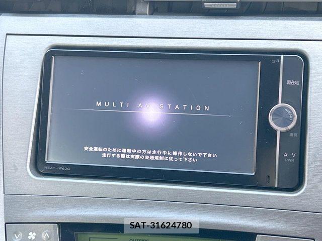 Toyota PRIUS 2012-09 8628451-2