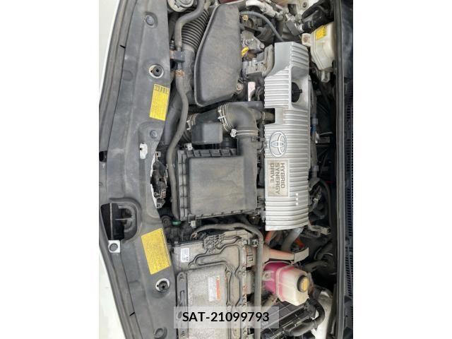 Toyota PRIUS 2011-08 8628482-28