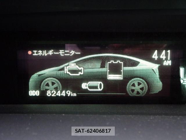 Toyota PRIUS 2014-05 8628449-19