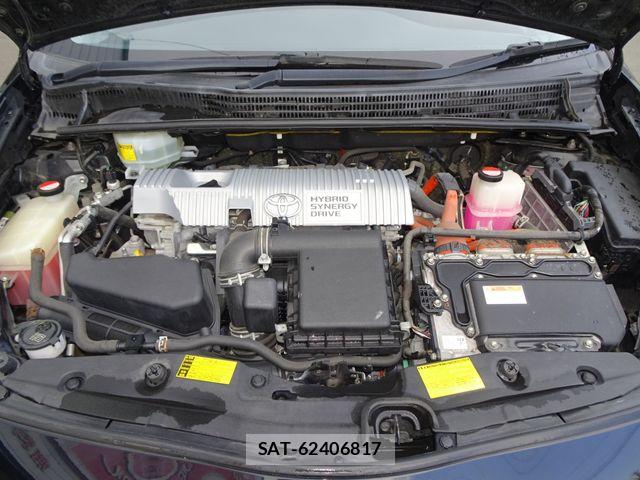 Toyota PRIUS 2014-05 8628449-25