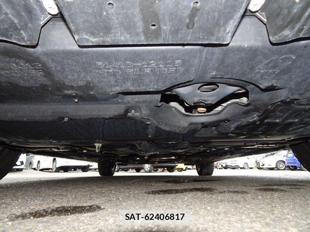 Toyota PRIUS 2014-05 8628449-27