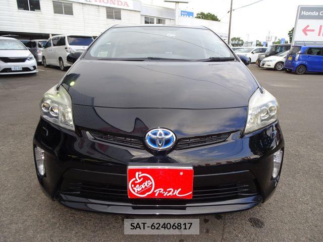 Toyota PRIUS 2014-05 8628449-5