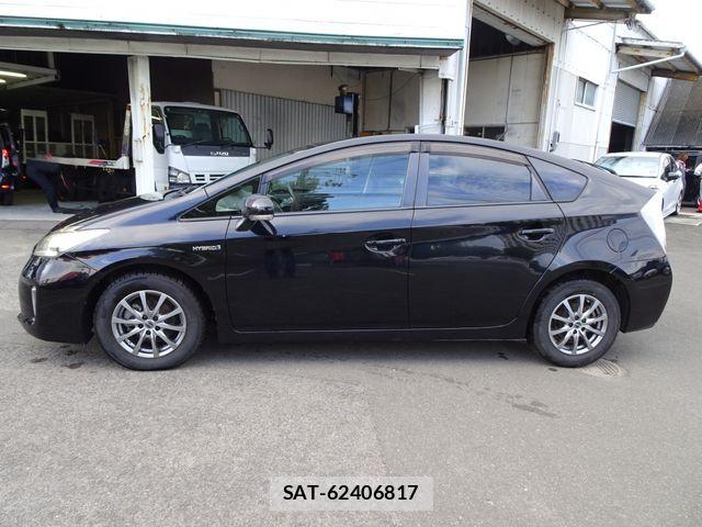 Toyota PRIUS 2014-05 8628449-8