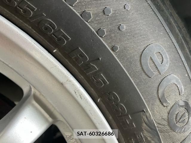 Toyota PRIUS 2007-03 8628462-12