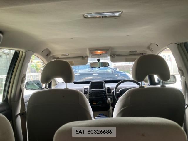 Toyota PRIUS 2007-03 8628462-16