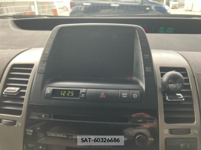Toyota PRIUS 2007-03 8628462-18