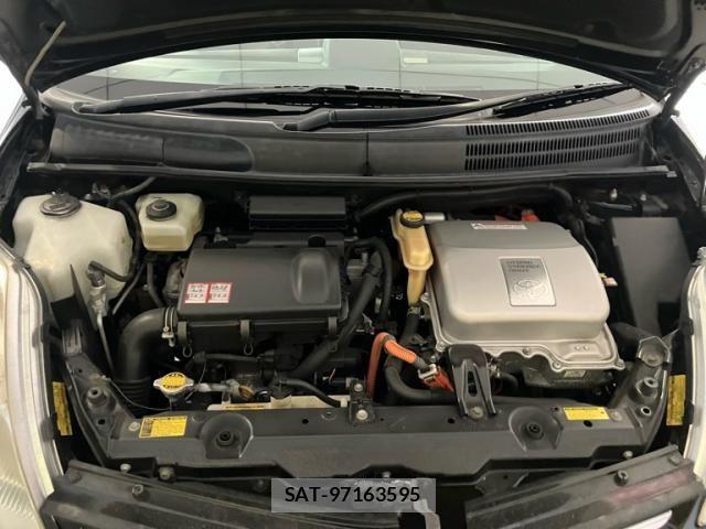 Toyota PRIUS 2005-12 8628464-12