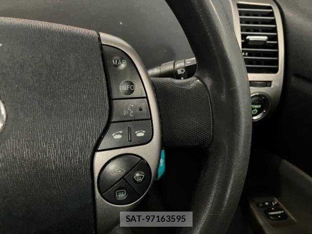 Toyota PRIUS 2005-12 8628464-19