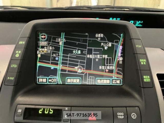 Toyota PRIUS 2005-12 8628464-25