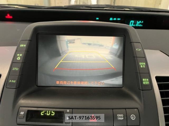 Toyota PRIUS 2005-12 8628464-26