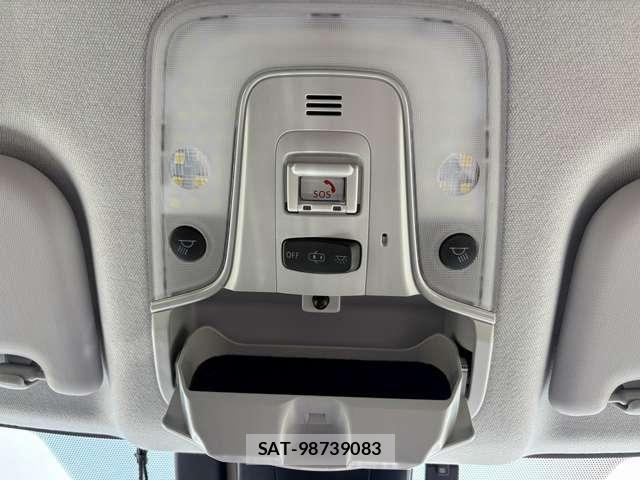 Toyota PRIUS 2021-11 8628418-24
