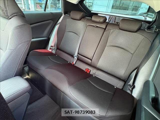 Toyota PRIUS 2021-11 8628418-8