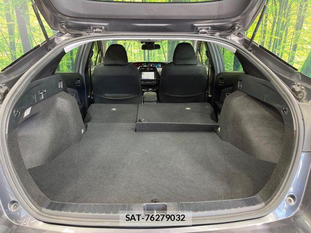 Toyota PRIUS 2021-11 8628420-9