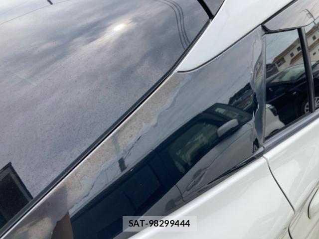 Toyota PRIUS 2017-11 8628436-15