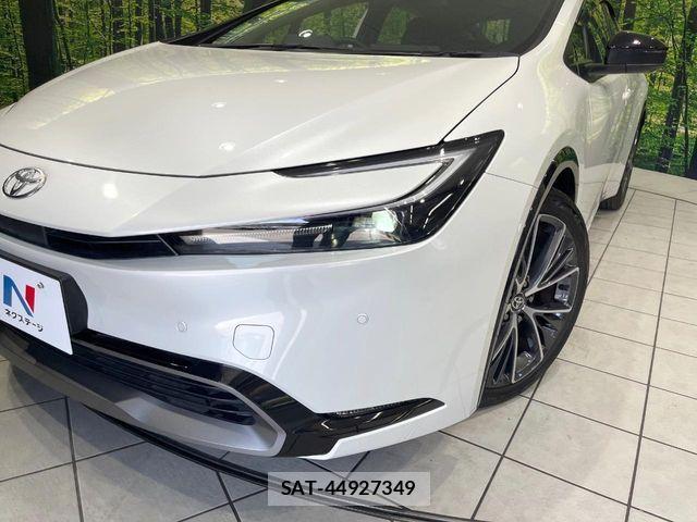 Toyota PRIUS 2023-09 8628396-11