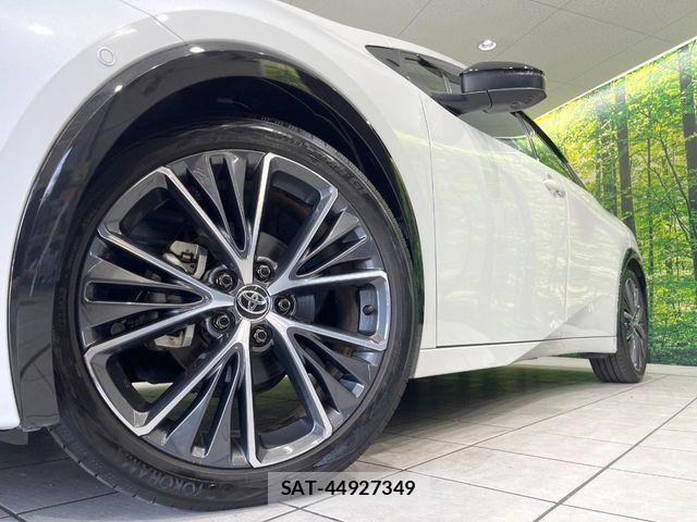 Toyota PRIUS 2023-09 8628396-12