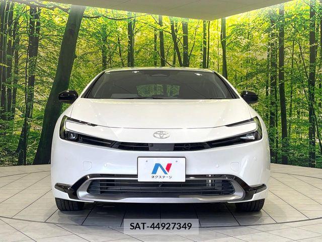 Toyota PRIUS 2023-09 8628396-13