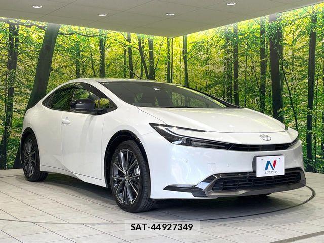Toyota PRIUS 2023-09 8628396-15