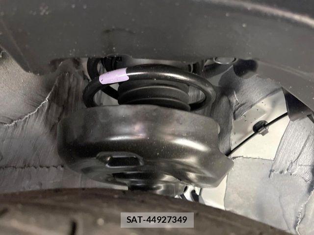 Toyota PRIUS 2023-09 8628396-19