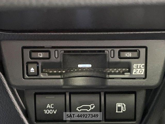 Toyota PRIUS 2023-09 8628396-4
