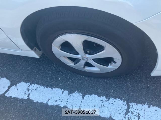 Toyota PRIUS 2014-03 8628475-3