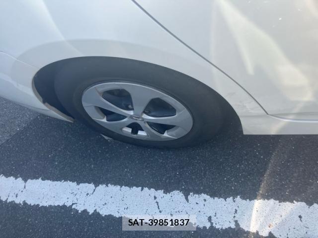 Toyota PRIUS 2014-03 8628475-4