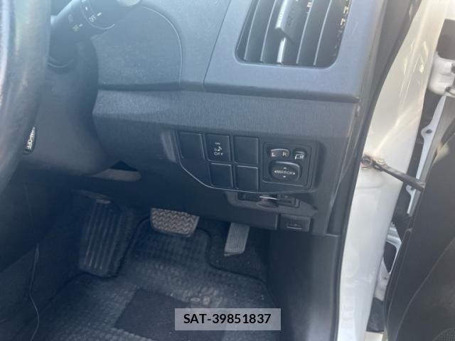 Toyota PRIUS 2014-03 8628475-8