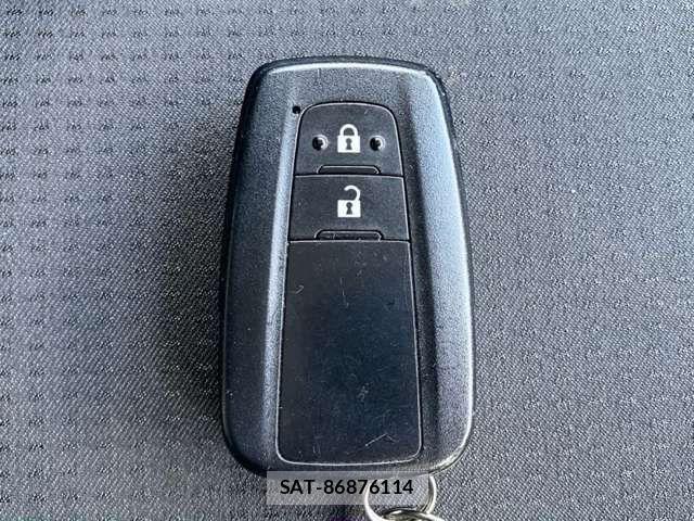 Toyota PRIUS 2019-07 8628419-9