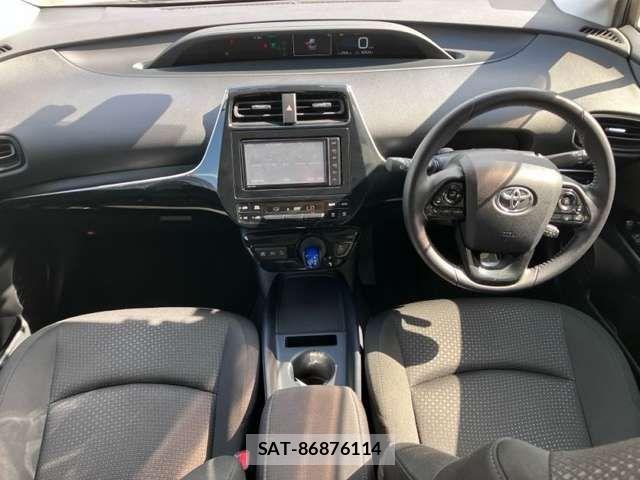 Toyota PRIUS 2019-07 8628419-1