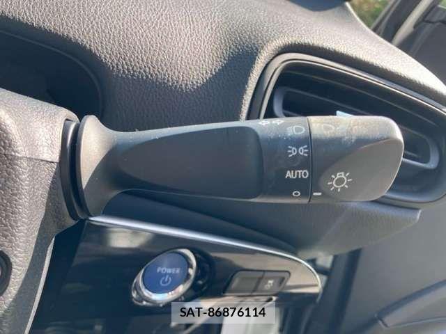 Toyota PRIUS 2019-07 8628419-6
