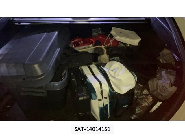 Toyota PRIUS 2015-12 8661058-27