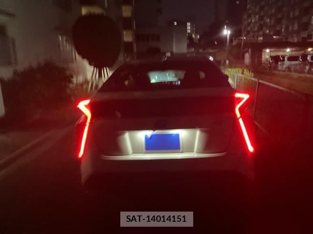Toyota PRIUS 2015-12 8661058-4