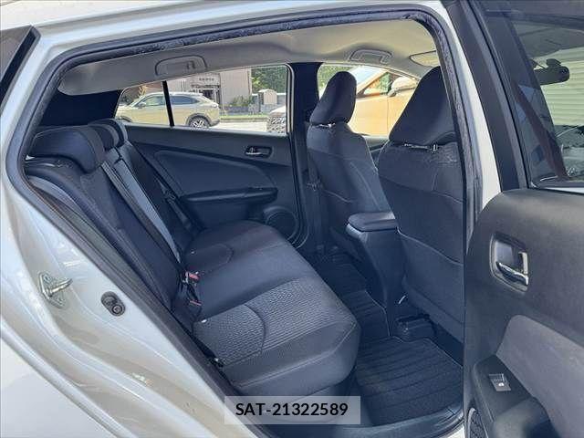 Toyota PRIUS 2018-02 8661037-16