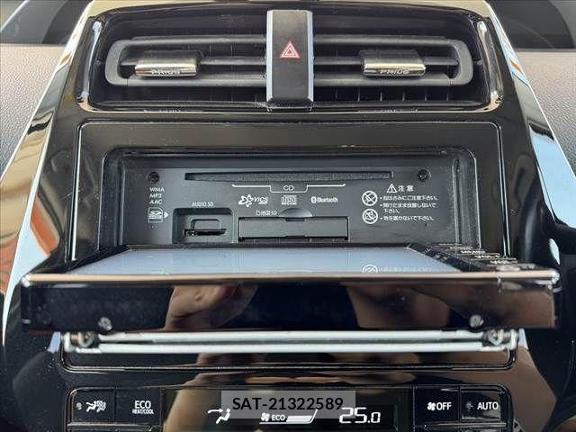 Toyota PRIUS 2018-02 8661037-25