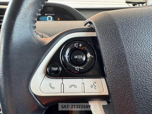 Toyota PRIUS 2018-02 8661037-27