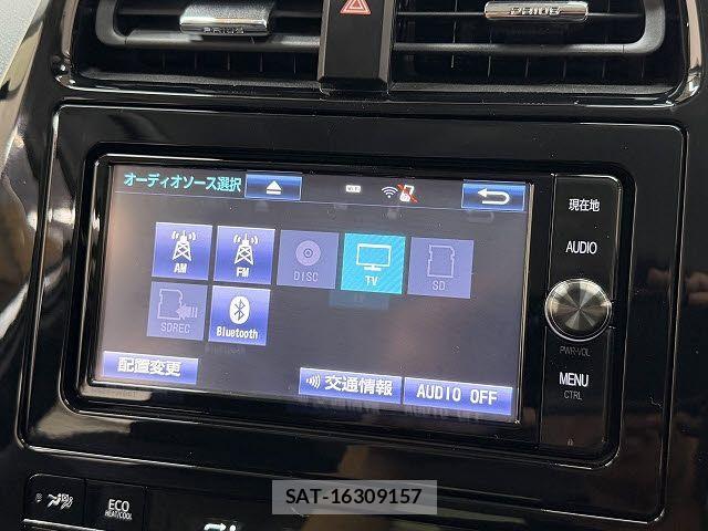 Toyota PRIUS 2018-05 8666747-11