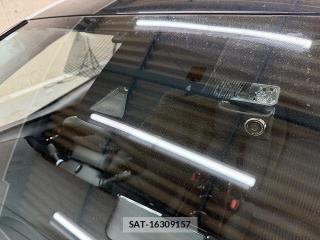 Toyota PRIUS 2018-05 8666747-7