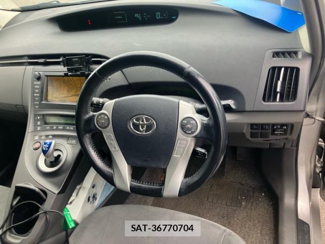 Toyota PRIUS 2009-07 8661088-14