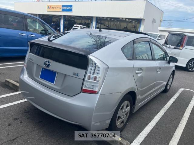 Toyota PRIUS 2009-07 8661088-2